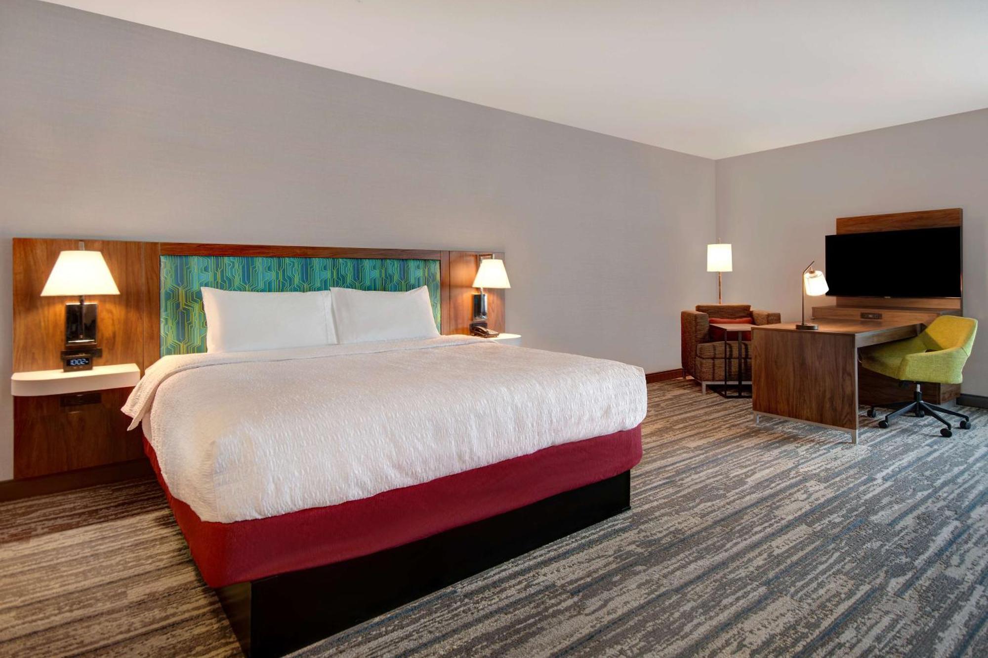 Hampton & By Hilton Hotel