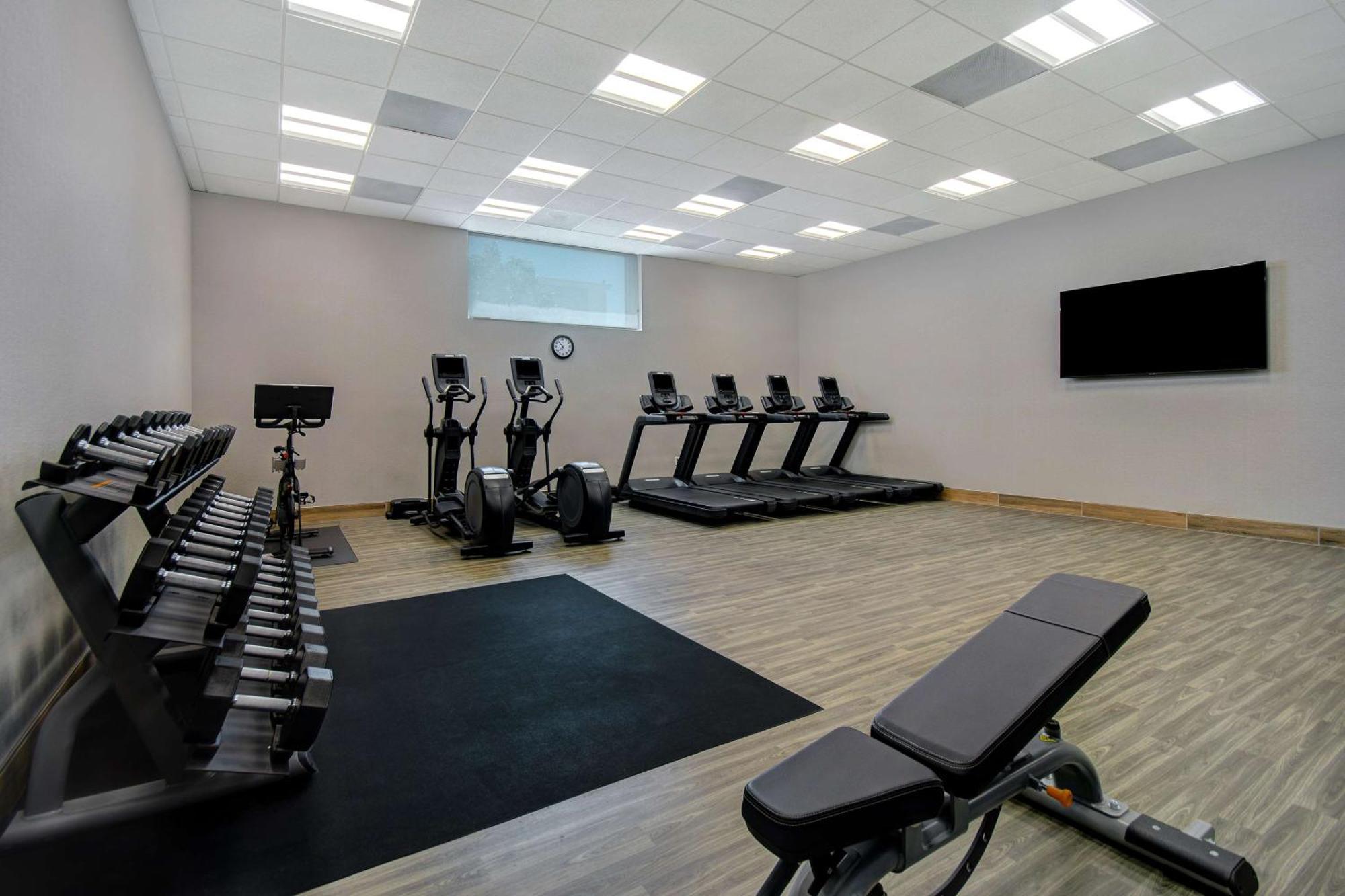 Hampton & By Hilton 3*